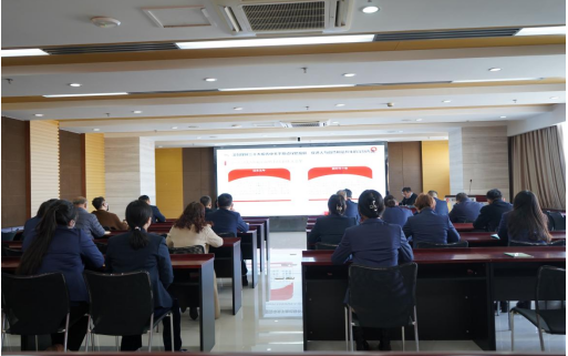 中材國(guó)際副總裁、中材礦山董事長(zhǎng)郭正勇到兗州中材 宣講二十大精神